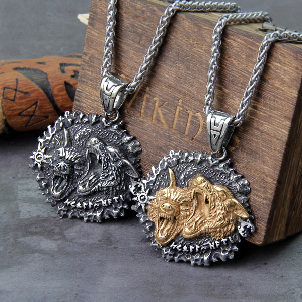 Collar con colgante vikingo nórdico de acero inoxidable con diseño de lobo valiente Never Fade para hombre, caja de madera vikinga