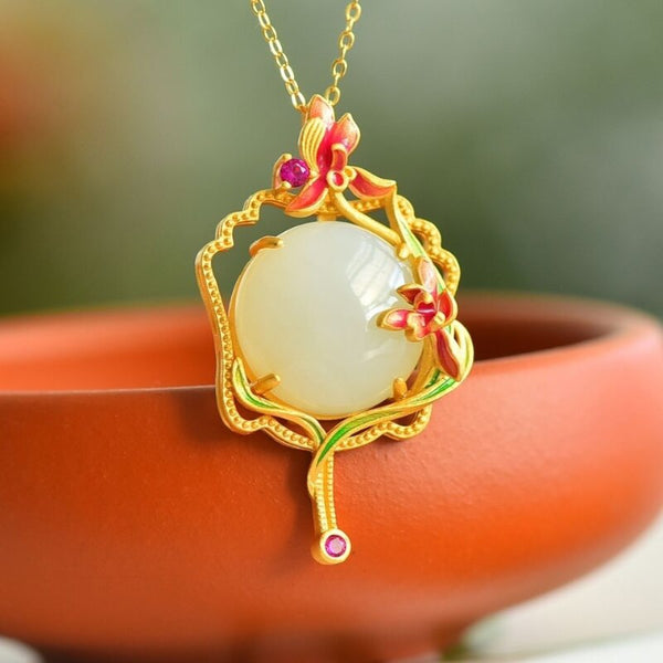 Colgante de flor de porcelana esmaltada con jade hetiano natural