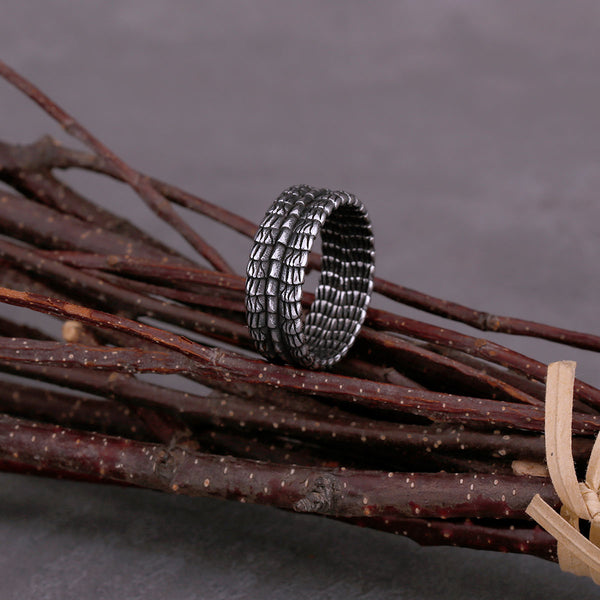 Anillo de cóctel de acero inoxidable con quilla vikinga de nuevo estilo.