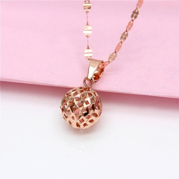Collar de cuentas huecas de oro púrpura 585 con colgante sencillo chapado en oro rosa de 14 quilates
