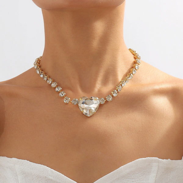 Fashion Luxury Hyperbole Rhinestone Big Love Pendant