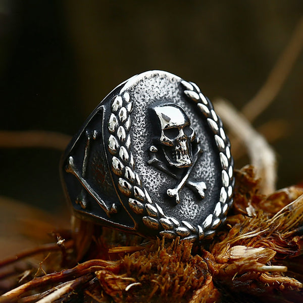 Anillo vintage de acero inoxidable con forma de calavera de vampiro para hombre
