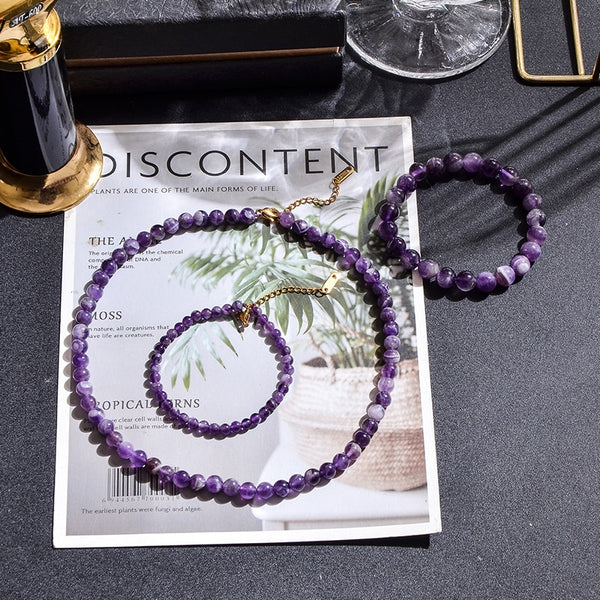 Conjunto de gargantilla, collar, pulsera y tobillera con cuentas de amatista natural