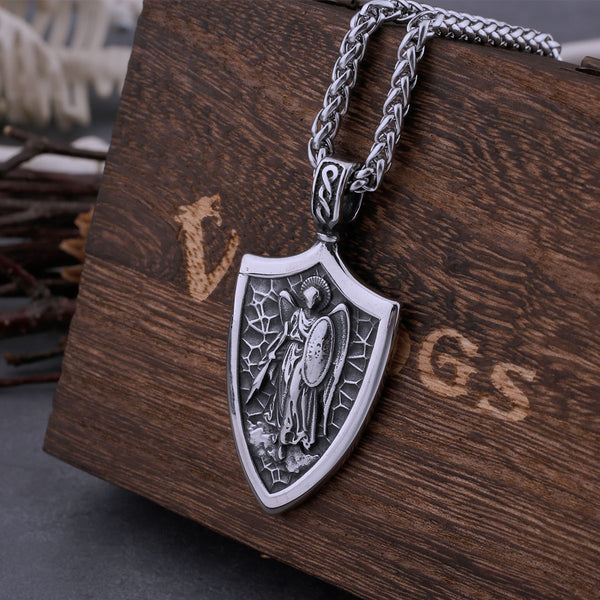 Collar de San Miguel Arcángel para hombre, amuleto con escudo cruzado, colgante de fe clásico retro de hip hop