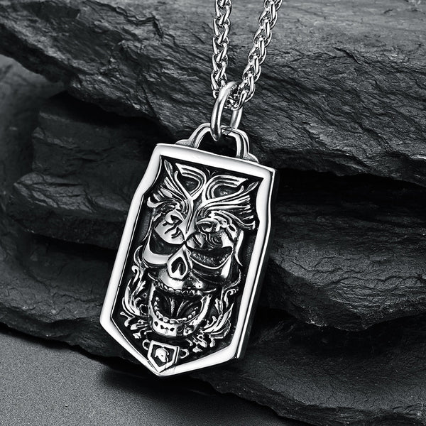 Collar con colgante de calavera de motociclista callejero punk pesado