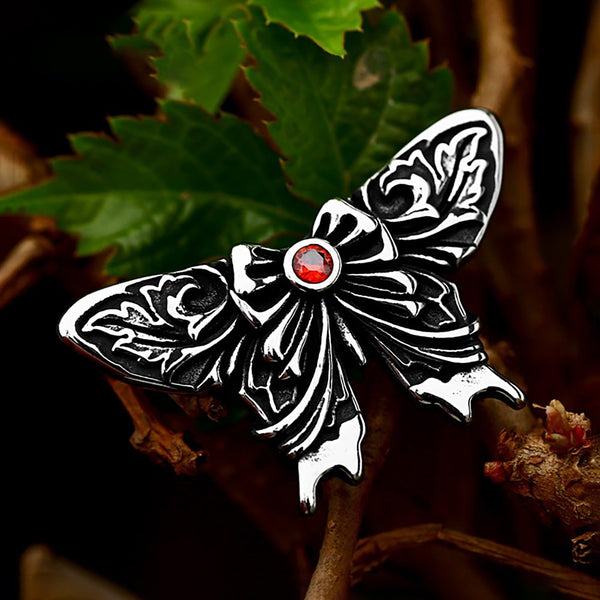 Collares colgantes con alas de mariposa creativas de moda