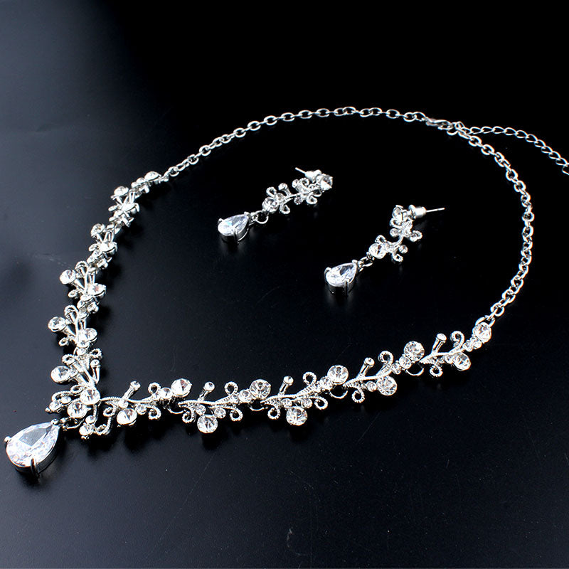 Dress Accessories Crystal Necklace Earrings Set