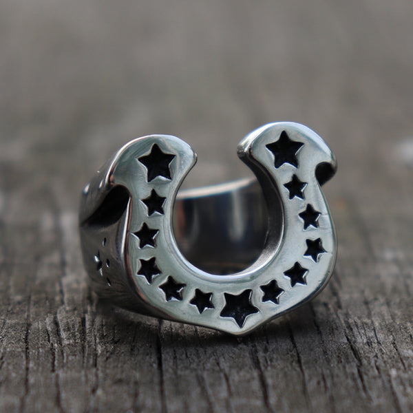Lucky Pentagram U Shape Horseshoe Biker Rings