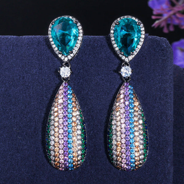 Pendientes largos de lujo con pavé de circonitas cúbicas multicolor