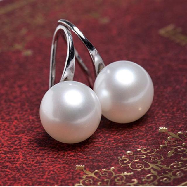 Natural Freshwater Pearl Earrings