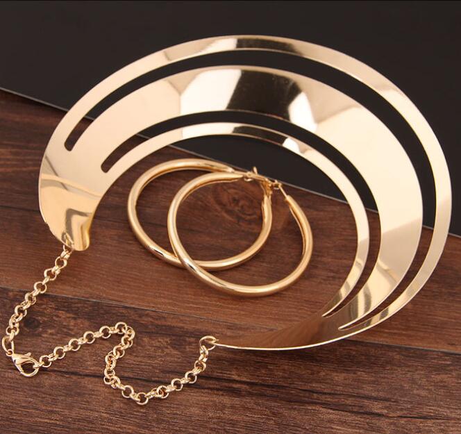 Trendy Gold Metal Torques Necklace Round Earrings Sets