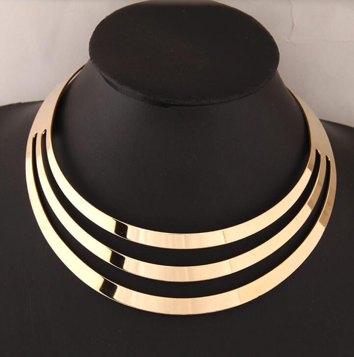 Trendy Gold Metal Torques Necklace Round Earrings Sets