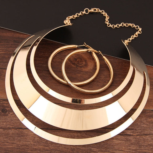Trendy Gold Metal Torques Necklace Round Earrings Sets