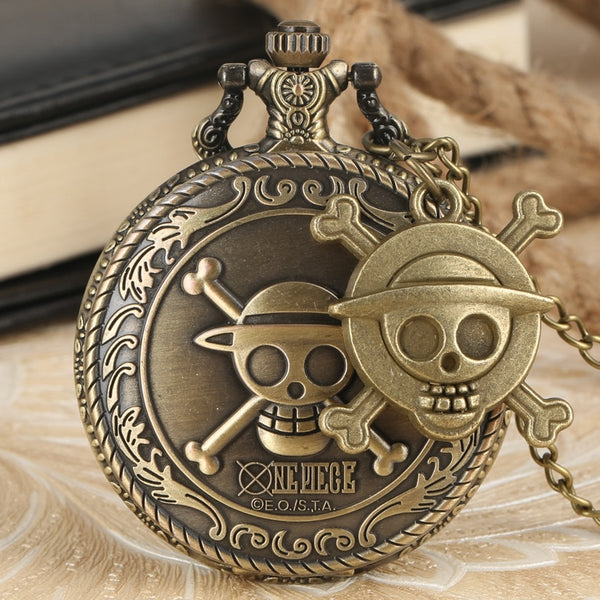 Reloj de bolsillo vintage de cuarzo con accesorio de calavera de One Piece de pirata Luffy