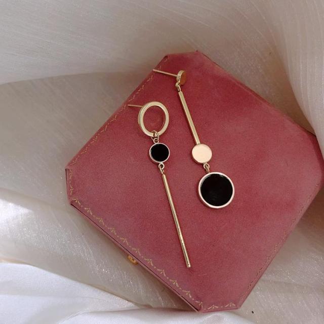 Geometric Simplicity Thousands Of Strange Female Earrings
