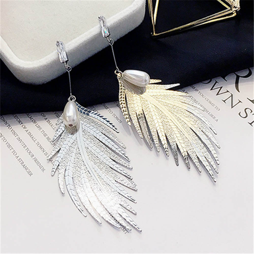 luxury gold Vintage Feather Wings Long Clip on Earrings