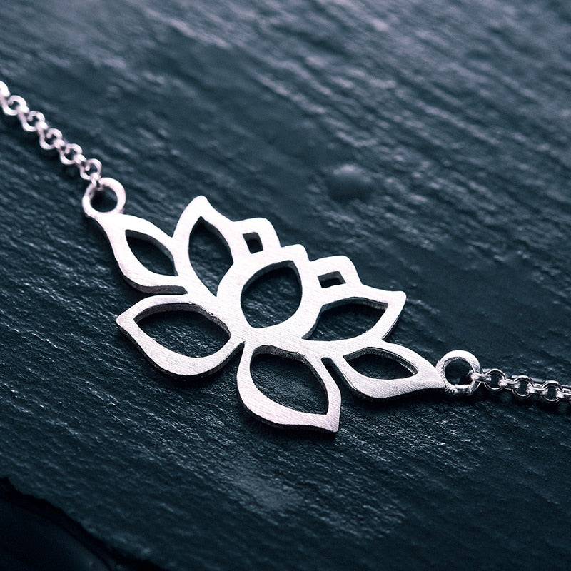 925 Sterling Silver Vintage Classic Hollow out Lotus Flower Bracelet for Women