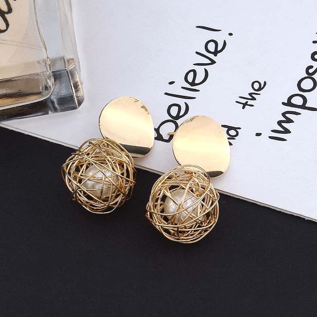 Round Shaped Golden Earrings Simple Metal Vintage Earrings