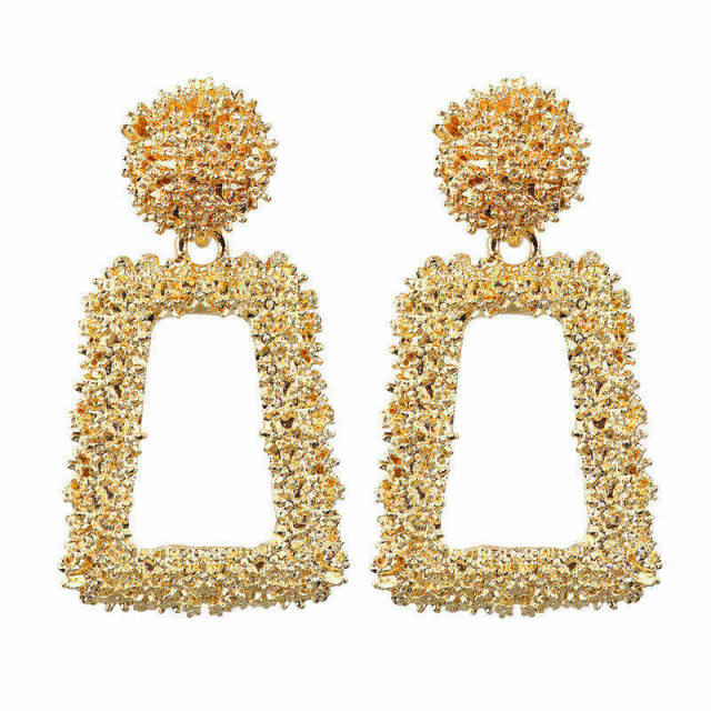 Round Shaped Golden Earrings Simple Metal Vintage Earrings