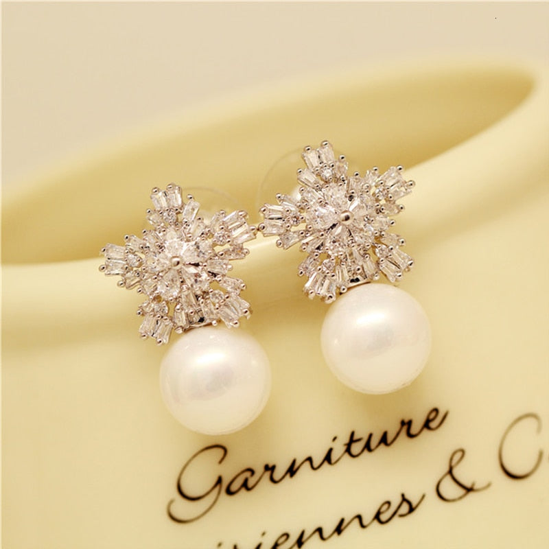 Pearl Earrings Woman Fashion Snowflake Crystal Earrings