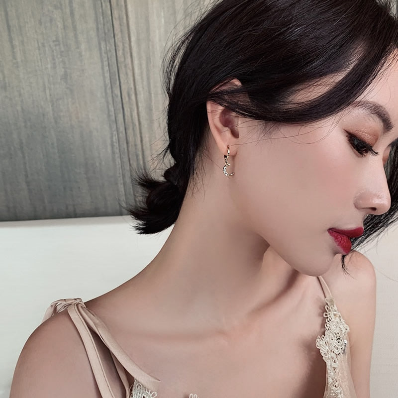 contracted asymmetric crystal Star fashion Drop earrings