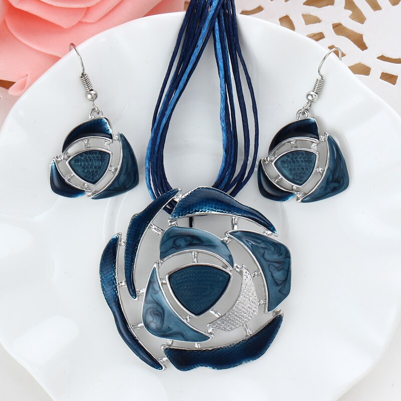 retro blue enamel round hollow pendant necklace bridal wedding jewelry sets