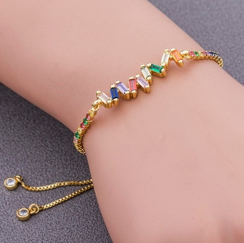 Pulsera colorida con dije de circonita cúbica para mujer