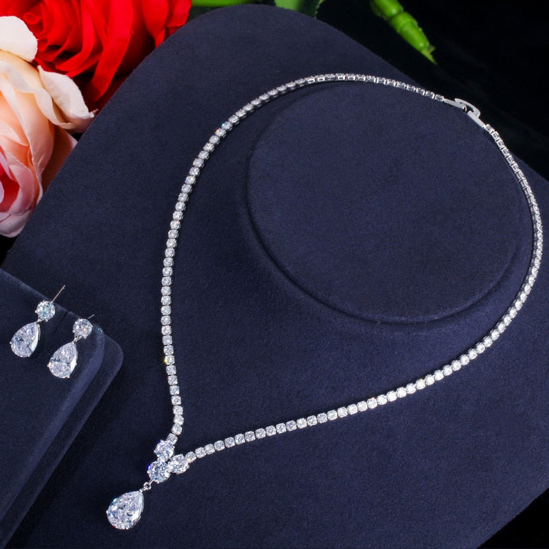 Zircons Fashion Cubic Zirconia Water Drop Necklace and Earrings Jewelry Sets