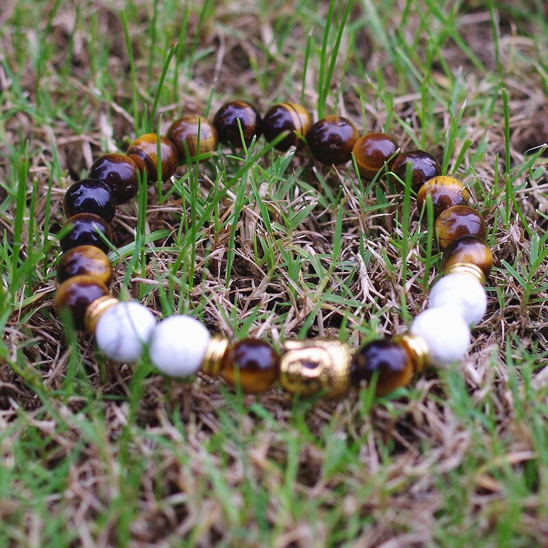 8MM Tiger Eye Stone Yoga  Mala Buddha Bracelet