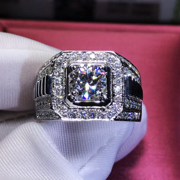 Sumptuous Men's Zinc Alloy Ring 2.0 Carat Natural White Crystal CZ Ring