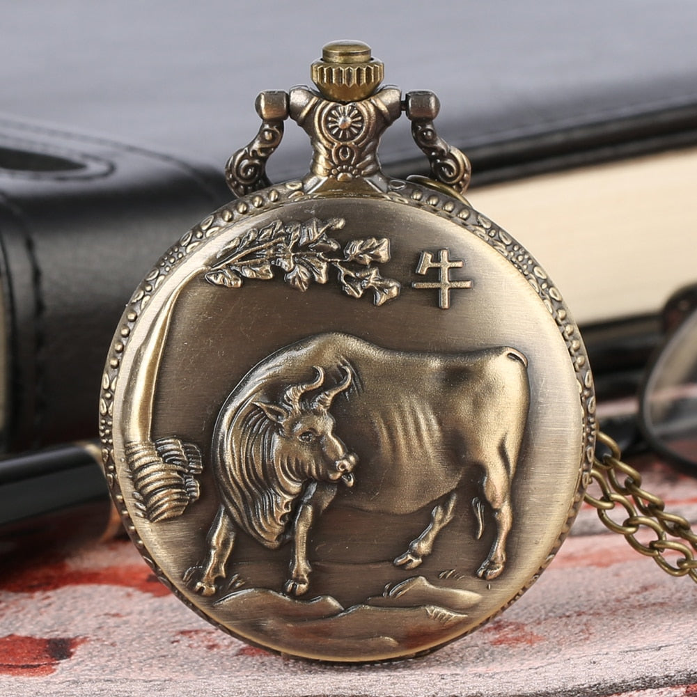 Retro  Design Lucky Pendant Clock Old Fashioned Bronze Necklace Watch