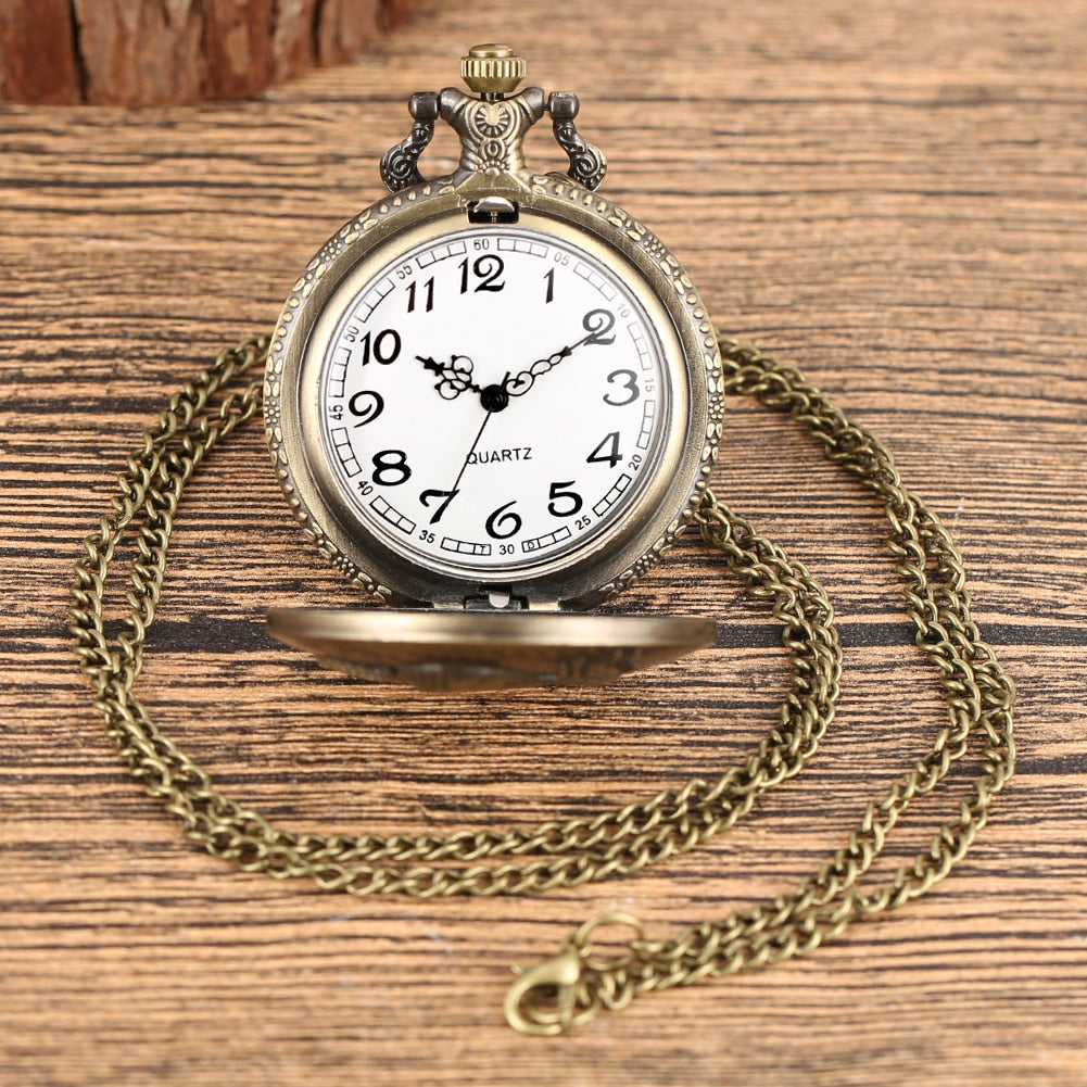 Retro  Design Lucky Pendant Clock Old Fashioned Bronze Necklace Watch