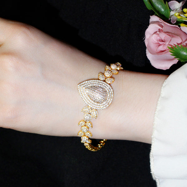 Pulseras de eslabones de cadena de lujo con circonitas cúbicas y gotas de agua grandes en oro amarillo