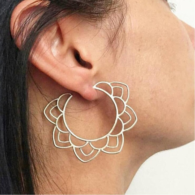 NEW Gold Metal Long Circle Pendant Earings Tassel Earrings