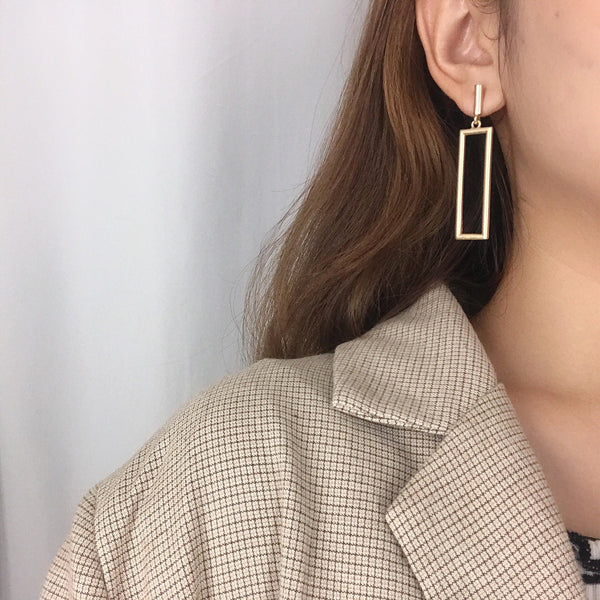 Pendientes de clip geométricos cuadrados de oro mate sencillos vintage