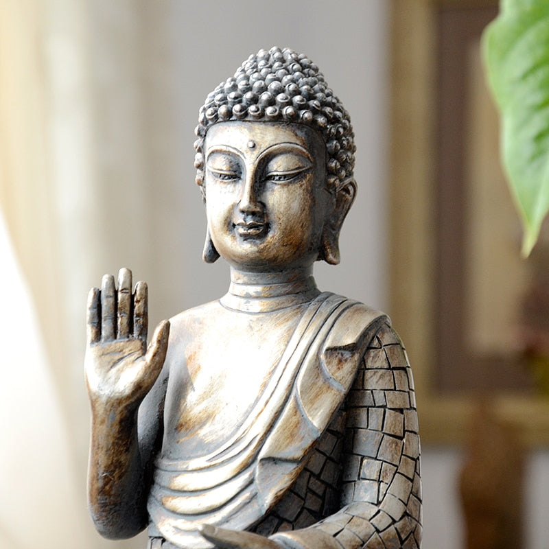 figurine Hindu siting Buddha