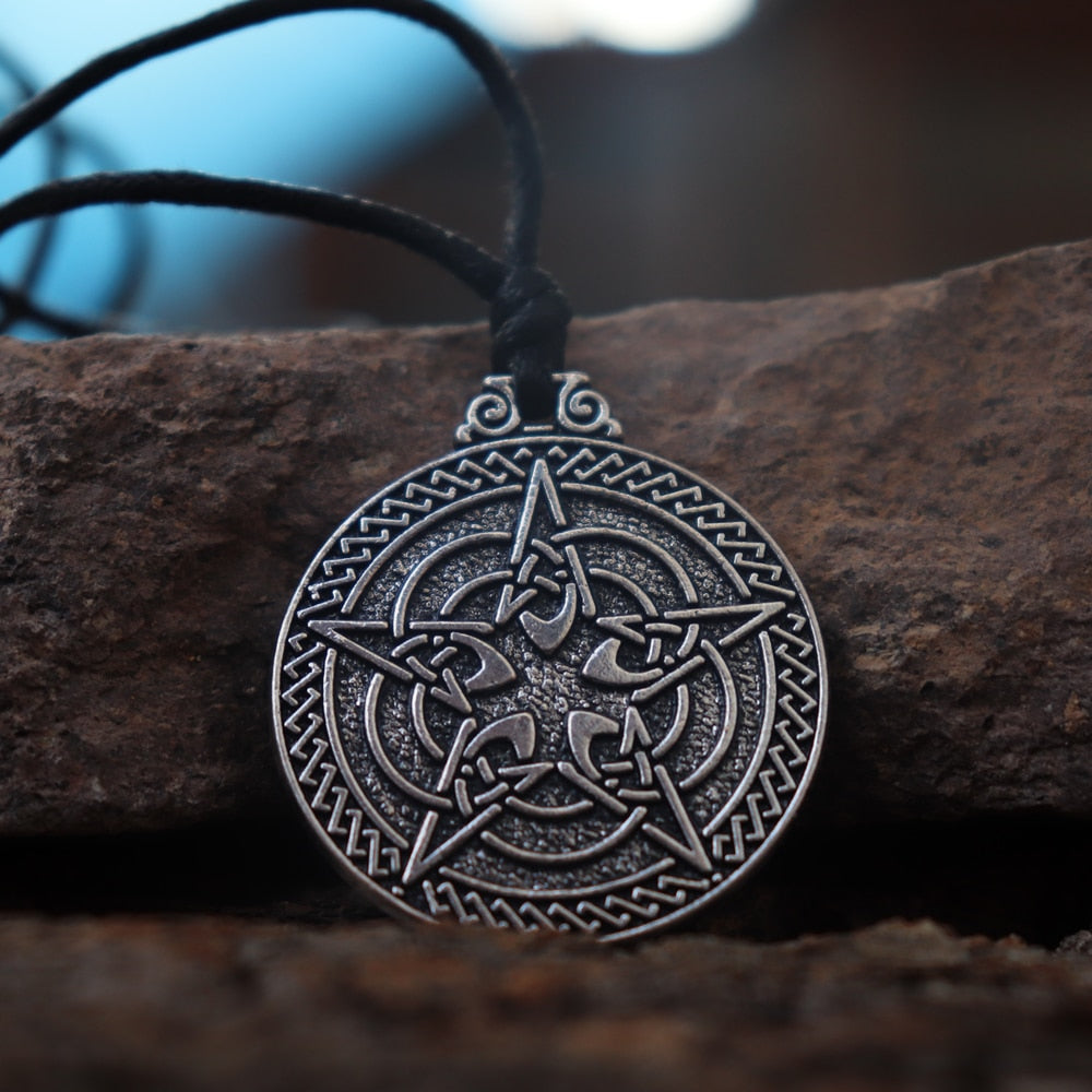 Gothic Wicca Celtics Pentagram Pendant Necklace Wiccan Pagan Animal