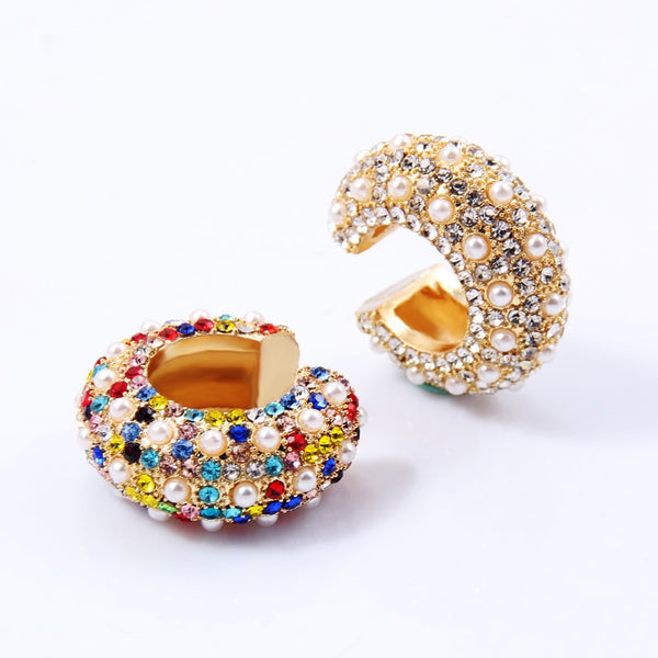 Pendientes bohemios de perla para mujer y niña, multicolor, apilables, con forma de C y diamantes de imitación, con clip