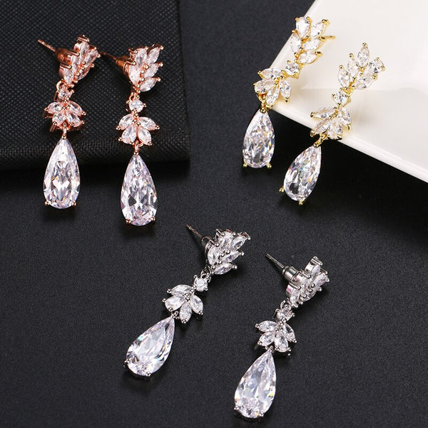 Pendientes de clip con circonitas y hojas de moda para mujer