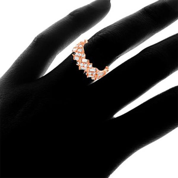 New Design Round Rectangular Stone Oblique Arrangement Women Ring