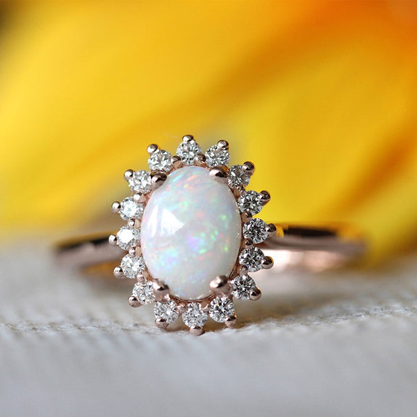 Anillos para mujer: anillo de compromiso de boda en oro rosa con ópalo y circonita cúbica en forma de huevo.