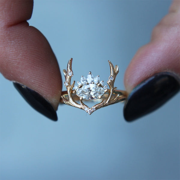 Anillos de mujer en forma de alce de oro rosa