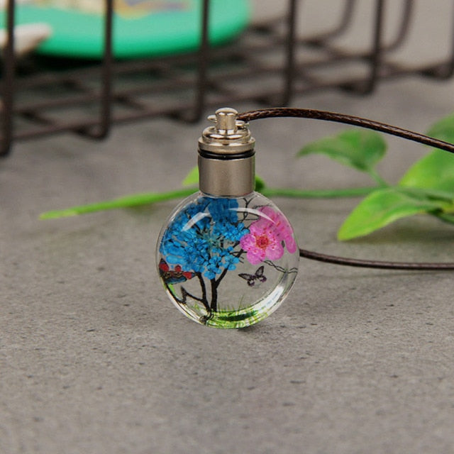 Luminous Dried Flower Butterfly Glass Ball Women Necklace
