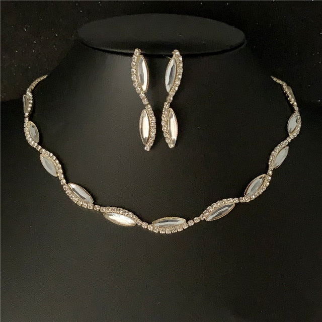 Silver Plated Rhinestone Crystal Necklace Earrings Jewerlry Set