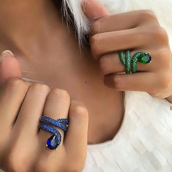 Luxury Winding Women Wedding Ring with Water Drop Stone Lady Rings