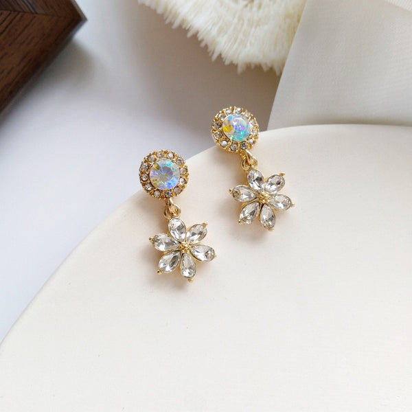 Pendientes de clip con flores de diamantes de imitación brillantes estilo barroco retro sin perforar