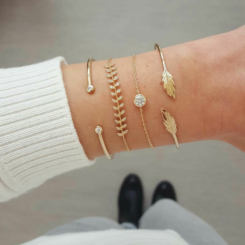 Fashion Geometric Gold Color Crystal Leaf Bracelet Set