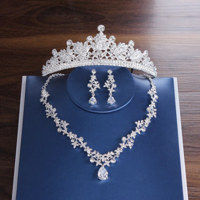 Luxury Bridal Tiaras Crown Leaf Wedding Jewelry Sets