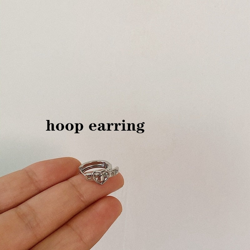 retro Heart Belt Waistband Shape Small Ear Clip Earring