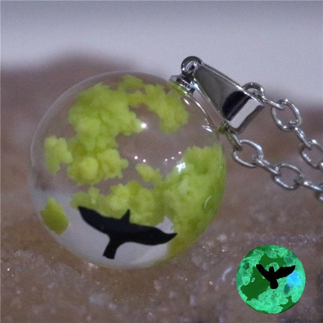 Chic Transparent Resin Rould Ball Moon Pendant Necklace